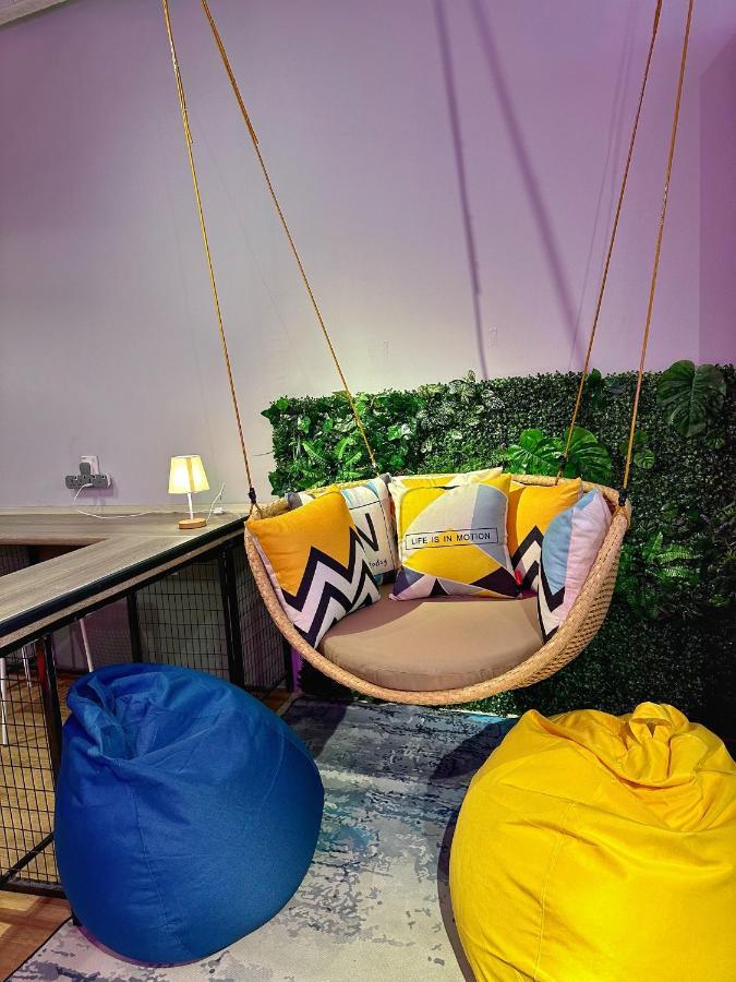 Swing & Pillows @ Beach Street George Town Ngoại thất bức ảnh