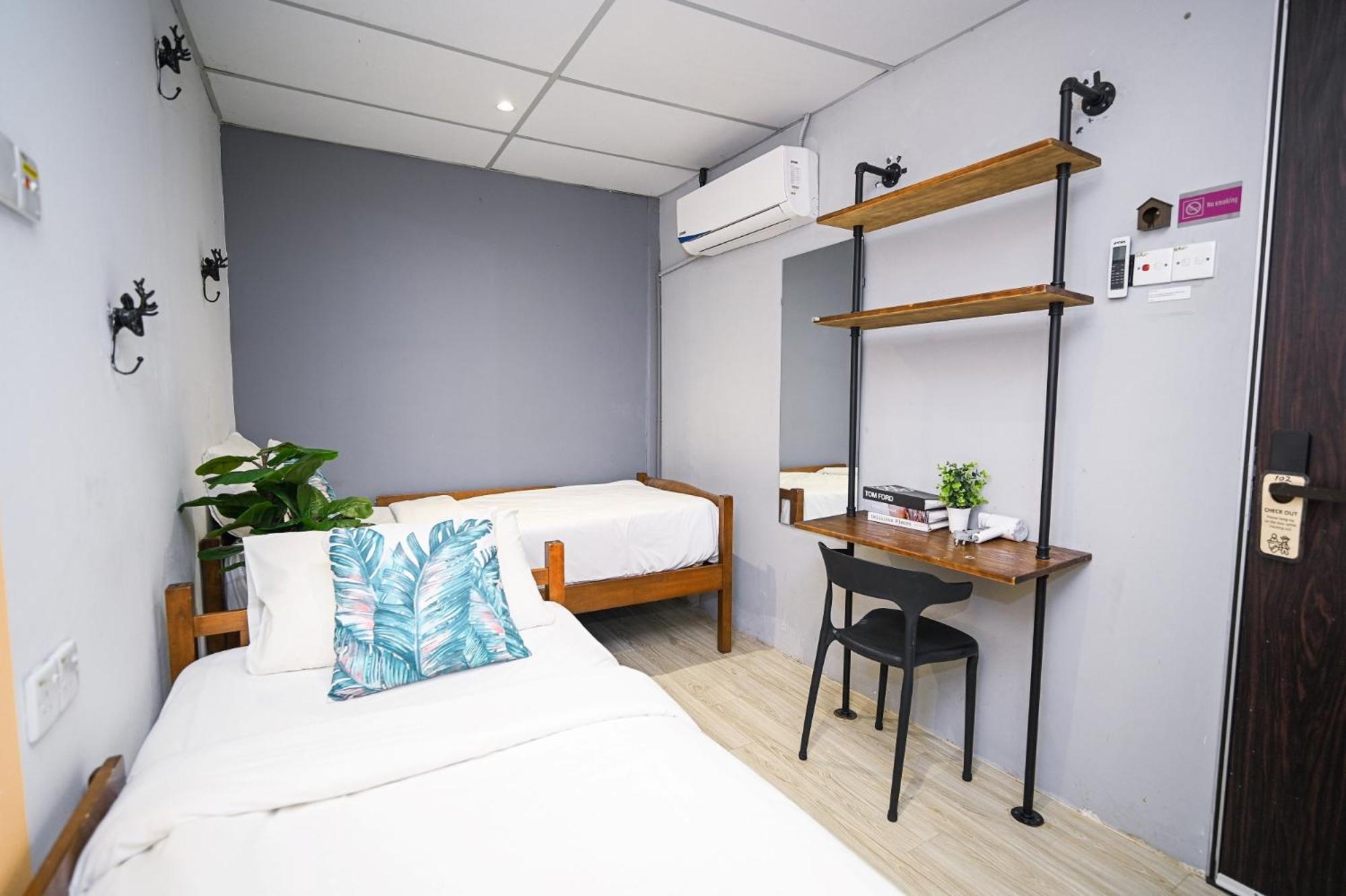 Swing & Pillows @ Beach Street George Town Ngoại thất bức ảnh