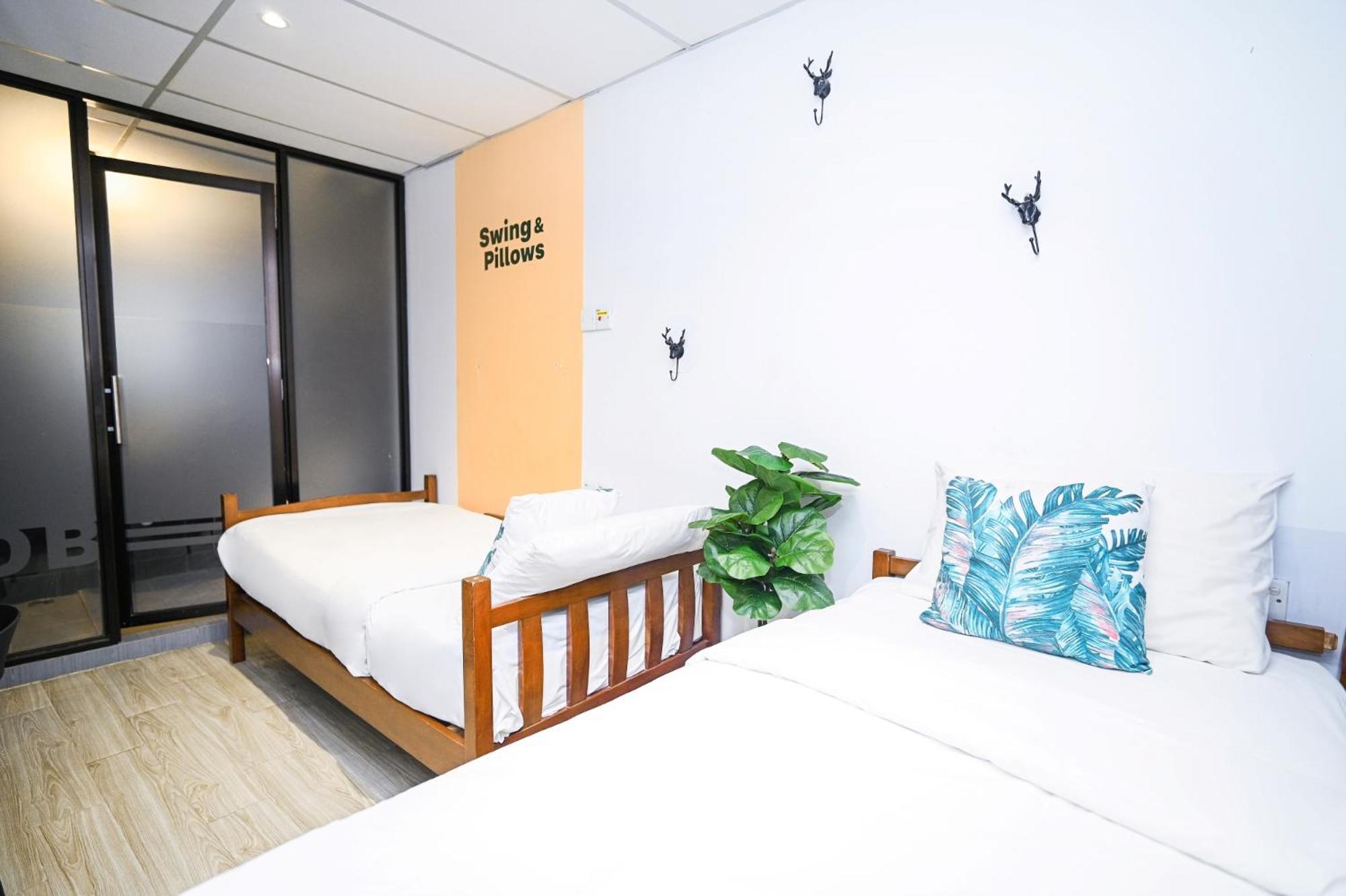 Swing & Pillows @ Beach Street George Town Ngoại thất bức ảnh